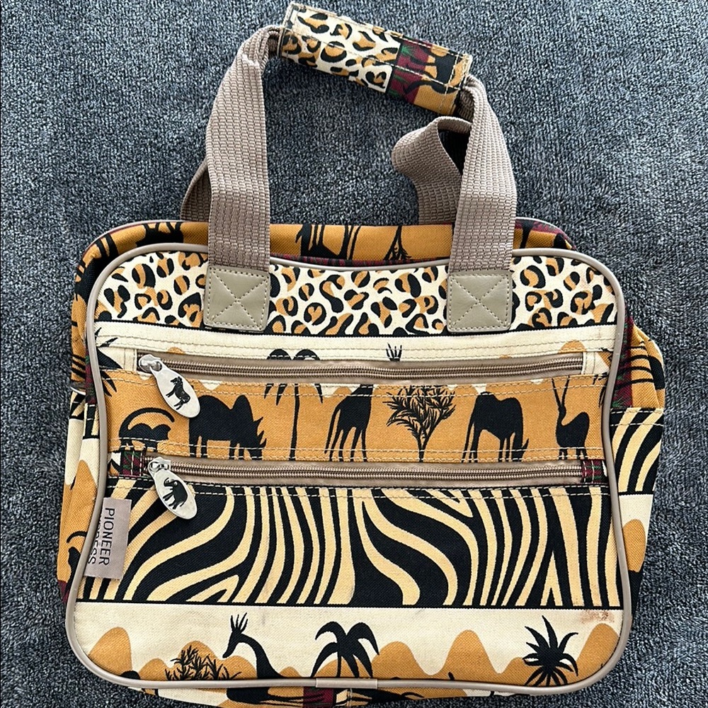 Pioneer Express - African Safari Tapestry Weekender Tote/Travel Bag